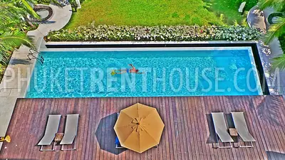 BAN10141: Luxury 2 Bedroom Penthouse right on BangTao Beach. Fotoğraf #60