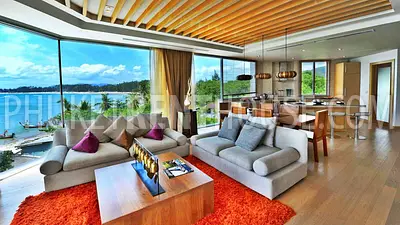 BAN10141: Luxury 2 Bedroom Penthouse right on BangTao Beach. Fotoğraf #71