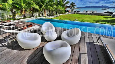 BAN10141: Luxury 2 Bedroom Penthouse right on BangTao Beach. Fotoğraf #73