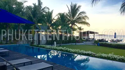 BAN10141: Luxury 2 Bedroom Penthouse right on BangTao Beach. Fotoğraf #86