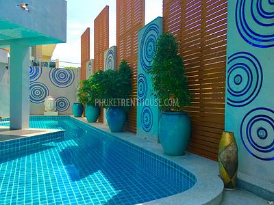 BAN10141: Luxury 2 Bedroom Penthouse right on BangTao Beach. Photo #96