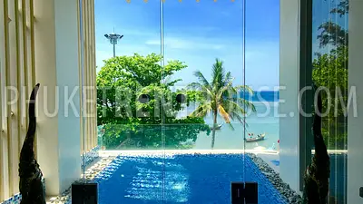 BAN10141: Luxury 2 Bedroom Penthouse right on BangTao Beach. Fotoğraf #97