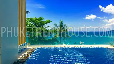 BAN10141: Luxury 2 Bedroom Penthouse right on BangTao Beach. Fotoğraf #92