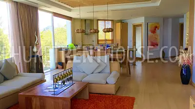 BAN10141: Luxury 2 Bedroom Penthouse right on BangTao Beach. Fotoğraf #100