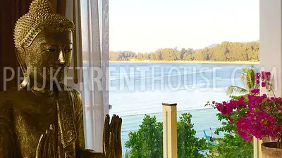 BAN10141: Luxury 2 Bedroom Penthouse right on BangTao Beach. Fotoğraf #116