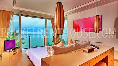 BAN10141: Luxury 2 Bedroom Penthouse right on BangTao Beach. Fotoğraf #146
