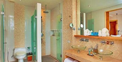 BAN10141: Luxury 2 Bedroom Penthouse right on BangTao Beach. Photo #143