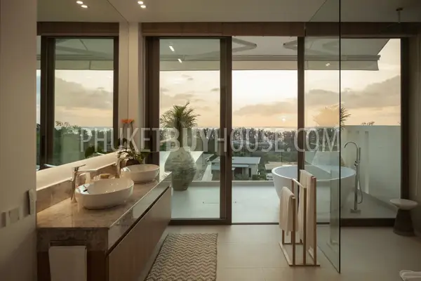 NAT7212: Four Bedroom Sea View Villa in Nai Thon. Photo #28