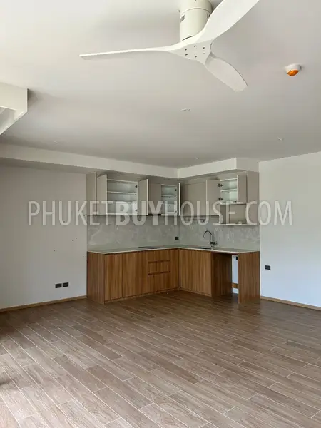 LAG22904: 1-Bedroom Resale Apartment 400m from Bang Tao Beach in Laguna Area. Photo #11
