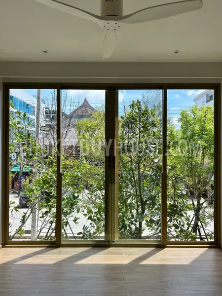 LAG22904: 1-Bedroom Resale Apartment 400m from Bang Tao Beach in Laguna Area. Photo #17
