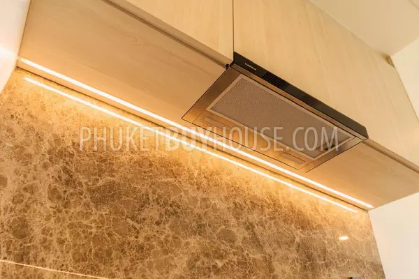 BAN22906: 1-Bedroom on 4th Floor Near Bang Tao Beach. Photo #10