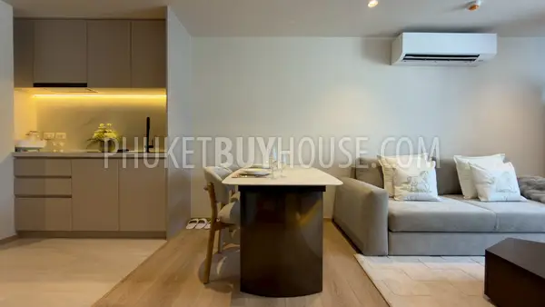 NAI21842: Nai Harn Condo Featuring a Stunning Rooftop Pool. Photo #3