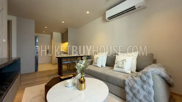 NAI21842: Nai Harn Condo Featuring a Stunning Rooftop Pool. Photo #8