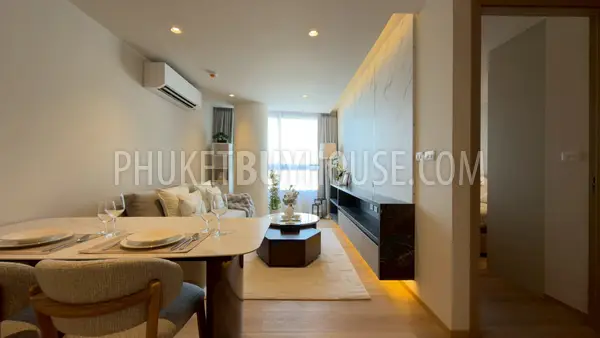 NAI21842: Nai Harn Condo Featuring a Stunning Rooftop Pool. Photo #15