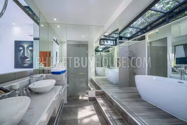 KAM22907: Sea View Pool Villa for Sale with Full Renovation and Privacy in Kamala Hills. 照片 #18