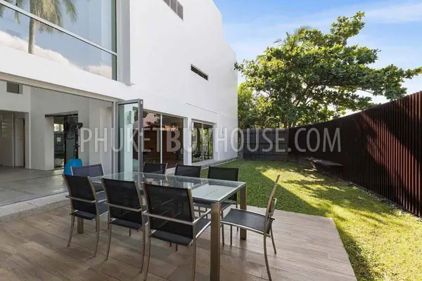 SUR22908: Sea View Villa Steps from Surin Beach with Gym, Spa and Sunset Pool. 照片 #15