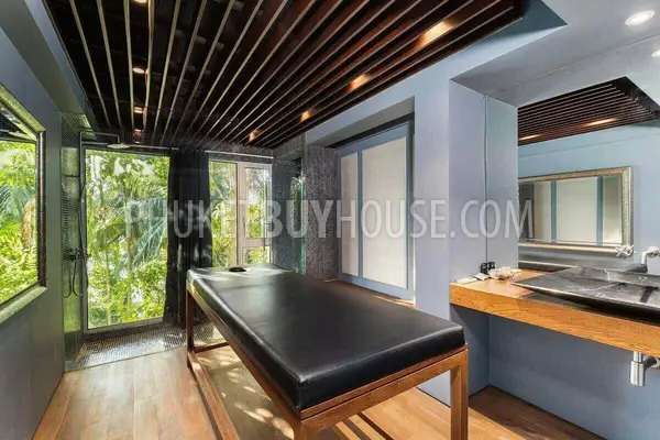 SUR22908: Sea View Villa Steps from Surin Beach with Gym, Spa and Sunset Pool. 照片 #31