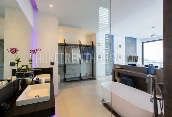 KAT22915: Luxury 5-bedroom Sea View Villa For Rent in Kata, Phuket. Photo #17