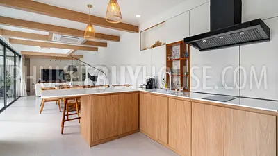 RAW22917: Spacious 4-bedroom pool villa in Nai Harn, fully furnished and move-in ready. 照片 #32