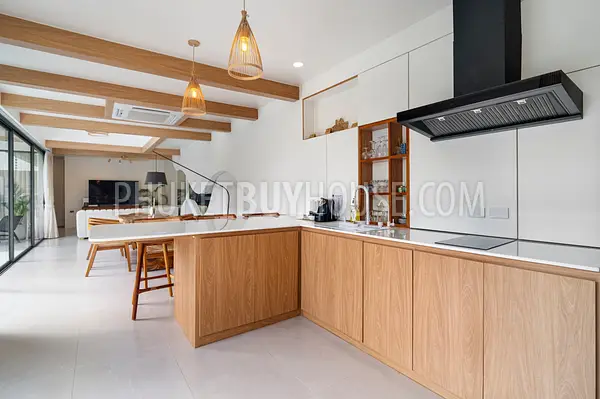 RAW22917: Spacious 4-bedroom pool villa in Nai Harn, fully furnished and move-in ready. 照片 #32