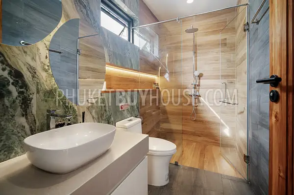 RAW22917: Spacious 4-bedroom pool villa in Nai Harn, fully furnished and move-in ready. 照片 #18