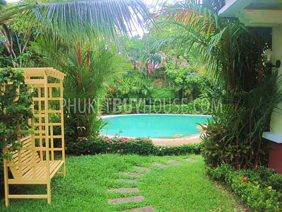 CHA1848: Beautiful large 3 bedroom house with big garden, swimming pool in Chalong Phuket for sale. Фото #1