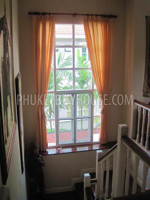 CHA1848: Beautiful large 3 bedroom house with big garden, swimming pool in Chalong Phuket for sale. Фото #10