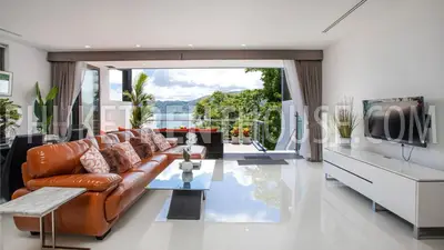PAT17682: Ocean Front 3 Bedroom Private Pool Villa in Patong. Photo #23