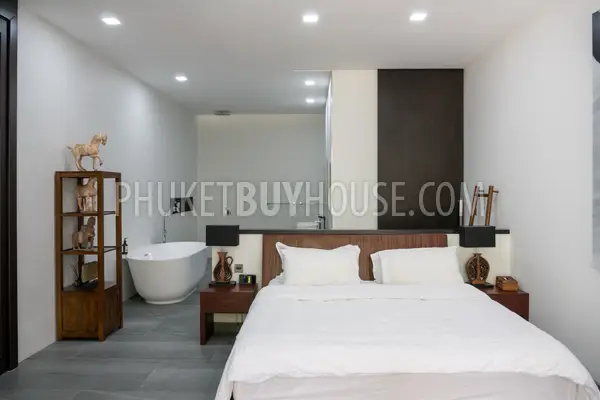 BAN22923: Ground-Floor Condo with Private Pool, Fully Renovated, 350m to Bang Tao Beach. Photo #10