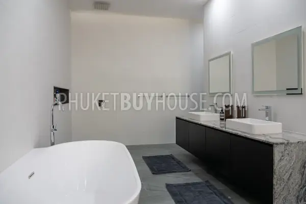 BAN22923: Ground-Floor Condo with Private Pool, Fully Renovated, 350m to Bang Tao Beach. Photo #20