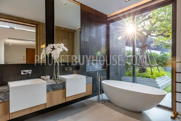 BAN21800: Four Bedroom Luxury Villa in Bang Tao. Photo #8