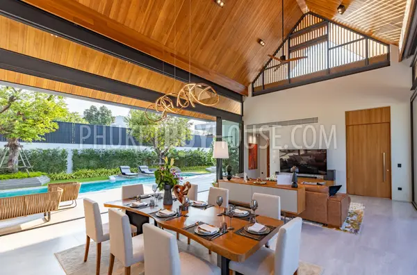 BAN21800: Four Bedroom Luxury Villa in Bang Tao. Photo #6