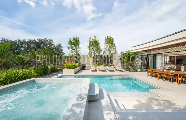 BAN7073: Ultimate Sea Front Living at Bang Tao Beach Villa. Photo #1