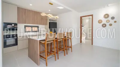 TAL22945: 4-Bedroom Pool Villa with Lovely Garden and Dual Master Suites for Sale in Thalang. 照片 #16