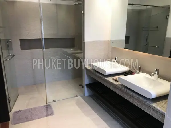 BAN22361: Sophisticated 2-Bedroom Condo with Private Pool, Steps from Bang Tao Beach. Photo #24