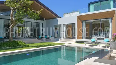 THA22951: 4-Bedroom Pool Villa in Thalang with Rooftop Terrace. Photo #10