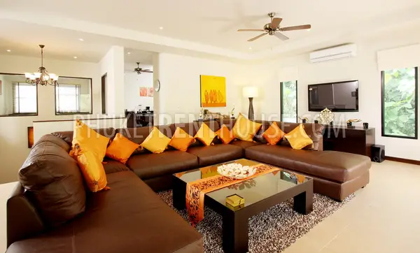 NAI10542: 8 Bedroom Villa (sleeping 19 guests) with Private Pool near the beach. Photo #3