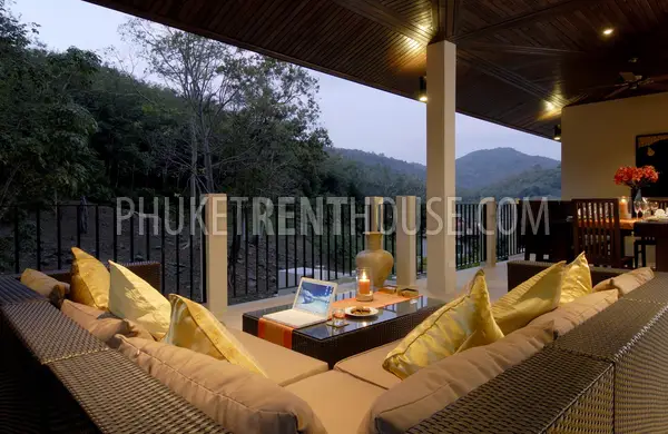 NAI10542: 8 Bedroom Villa (sleeping 19 guests) with Private Pool near the beach. Photo #5