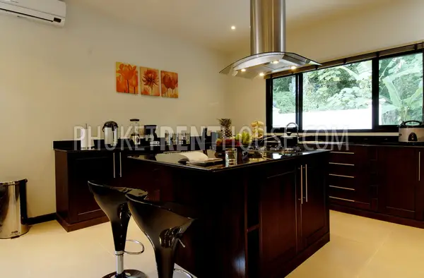NAI10542: 8 Bedroom Villa (sleeping 19 guests) with Private Pool near the beach. Photo #8