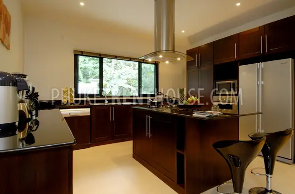 NAI10542: 8 Bedroom Villa (sleeping 19 guests) with Private Pool near the beach. Photo #9