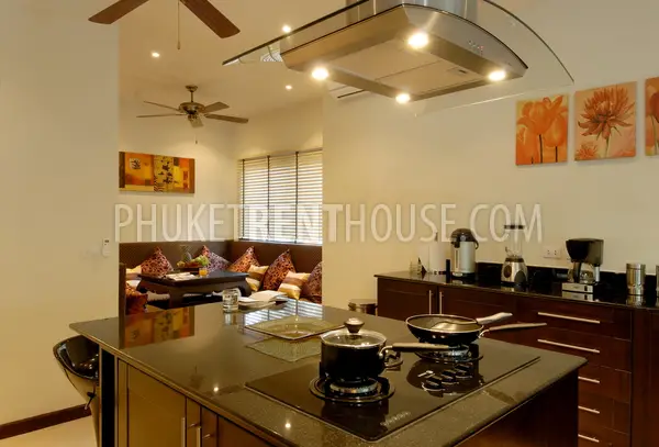 NAI10542: 8 Bedroom Villa (sleeping 19 guests) with Private Pool near the beach. Photo #10