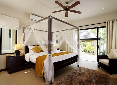 NAI10542: 8 Bedroom Villa (sleeping 19 guests) with Private Pool near the beach. Photo #27