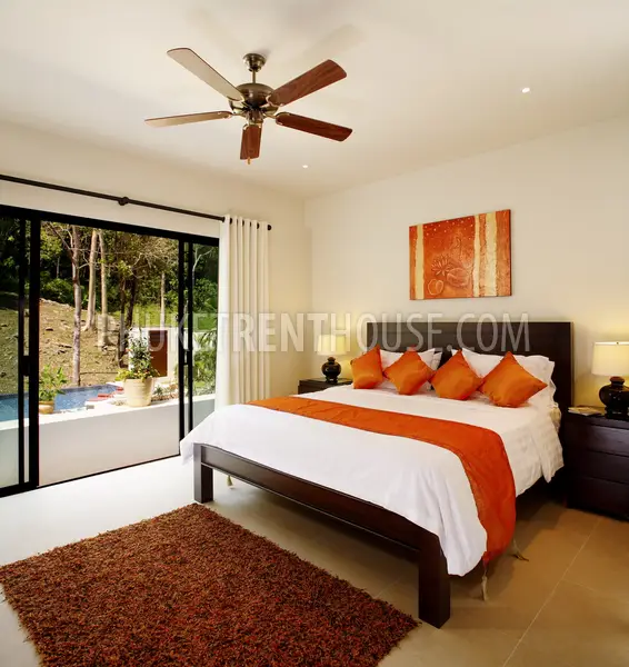 NAI10542: 8 Bedroom Villa (sleeping 19 guests) with Private Pool near the beach. Photo #31