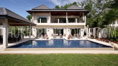 NAI10543: Stunning 8 Bedroom villa with private pool. Photo #2