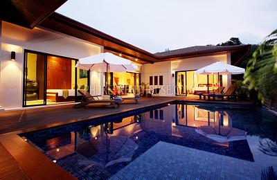 NAI10546: Luxurious 6 bedrooms villa Platina with private pool in Nai Harn. Photo #17