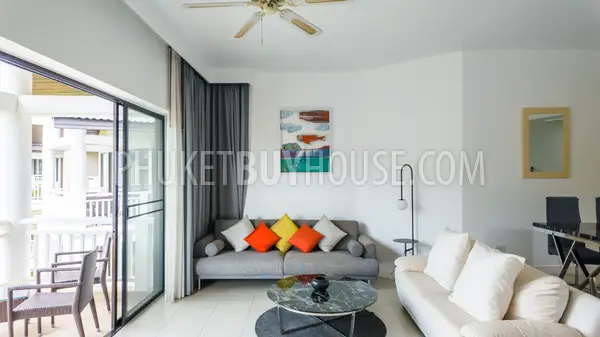 BAN22022: Nice Two Bedroom Apartment in Bang Tao For Sale. Photo #9