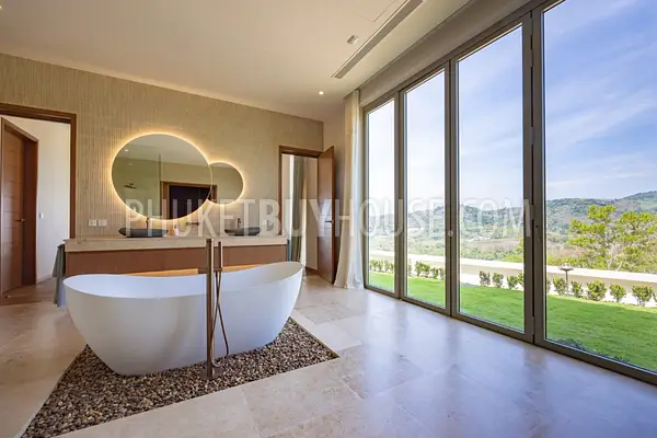 LAY22124: Modern Open-Plan 3 Bedroom Pool Villa For Sale in Layan. Photo #10