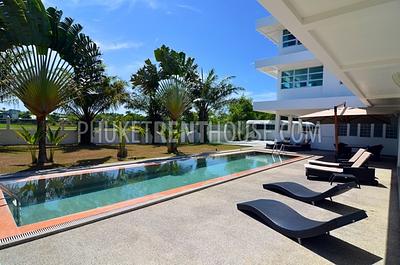 RAW12270: Exclusive and Luxury 4 Bedroom Pool Villa in Rawai. Photo #15