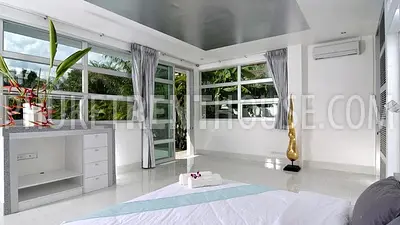 RAW12270: Exclusive and Luxury 4 Bedroom Pool Villa in Rawai. Photo #8