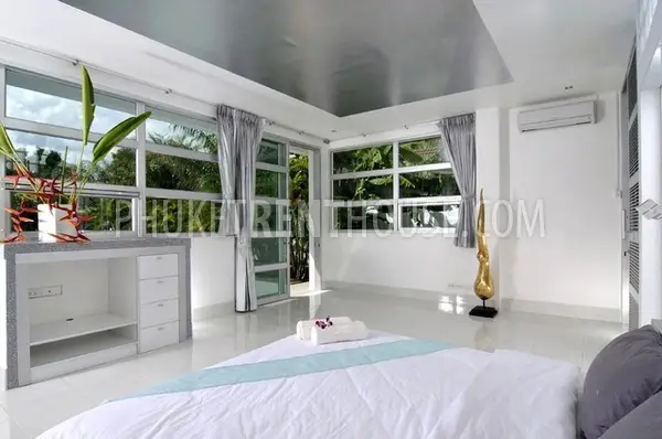 RAW12270: Exclusive and Luxury 4 Bedroom Pool Villa in Rawai. Photo #8